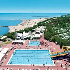 ***** Holiday park Isamar Village Italy